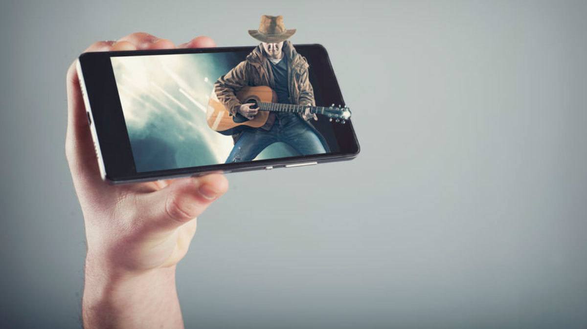 Mobile video brings entertainment to people anywhere at any time which is one of the Reasons Why Every Dental Practice Should Consider Video Advertising